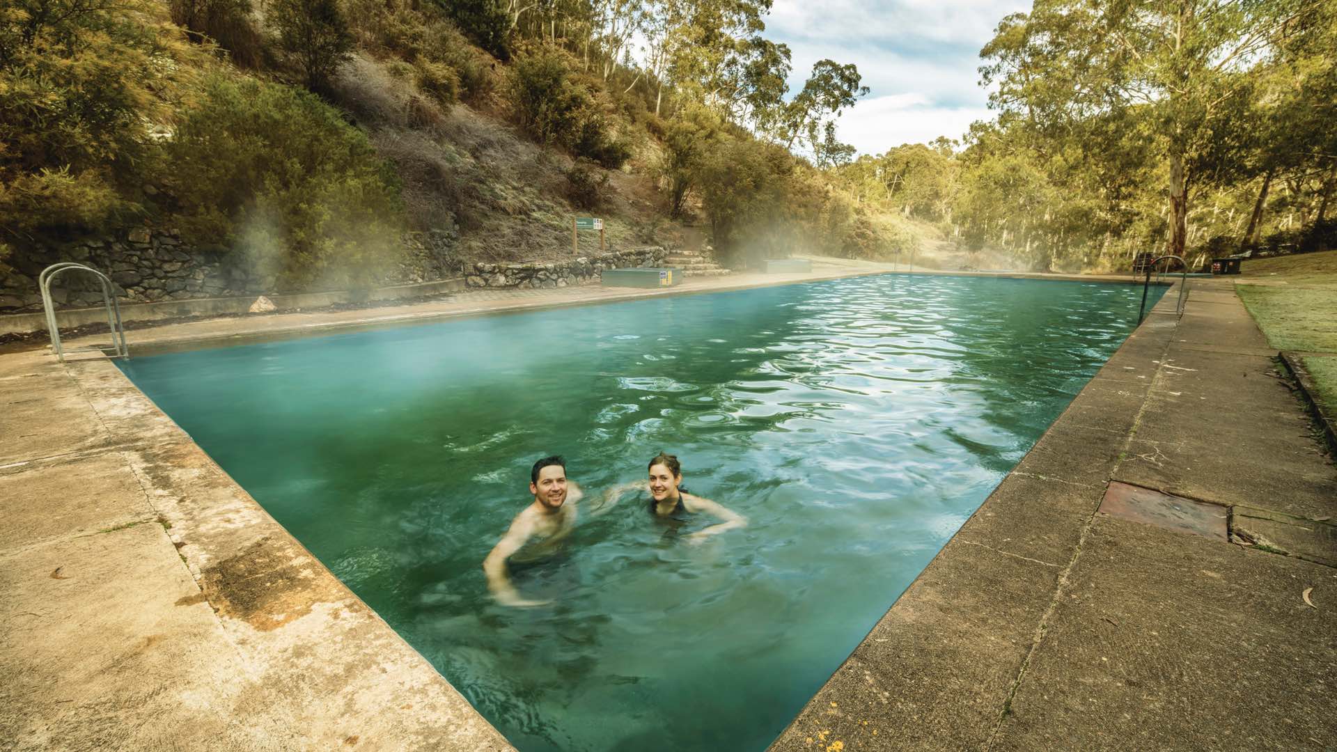 YARRANGOBILLY CAVES THERMAL POOL, NSW